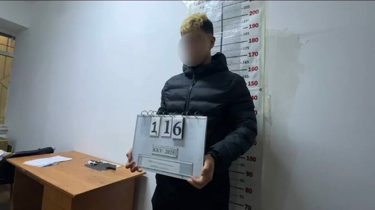 «Заламывал руки ребёнку»: работника коррекционного центра арестовали в Алматы