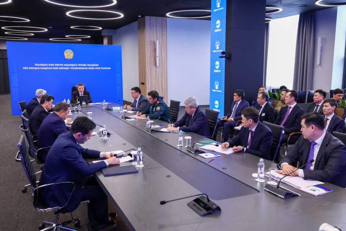 Готовность к паводкам: Бектенов провёл заседание Республиканского оперативного штаба по ликвидации ЧС