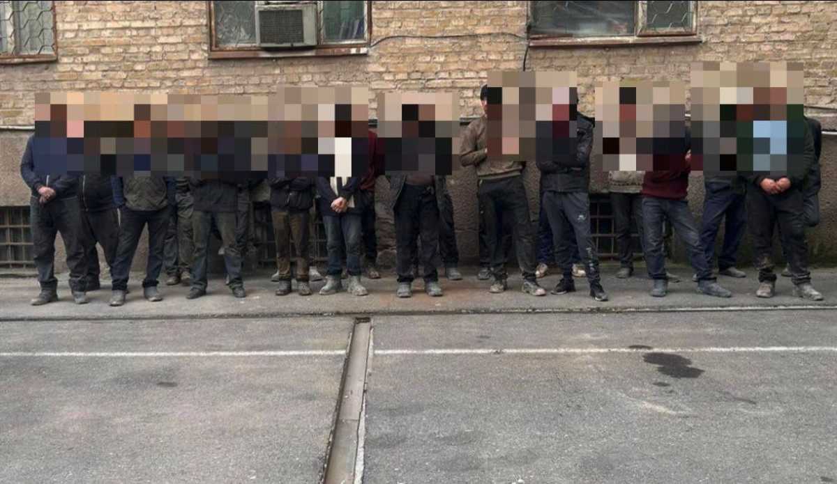 20 иностранцев работали без разрешения: предпринимателя наказали в Шымкенте