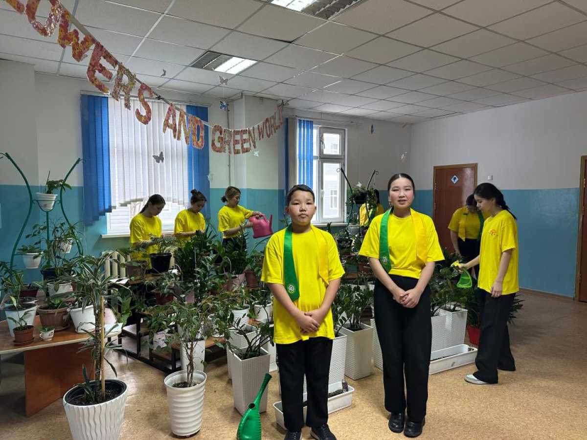 Молодёжь поддерживает экологию: в Шымкенте продолжается акция «Таза Қазақстан»