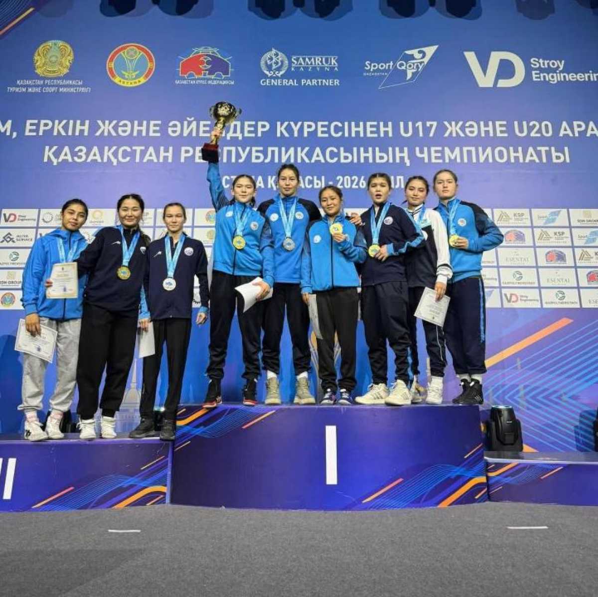 Алматинские спортсменки успешно выступили на чемпионате Казахстана по женской борьбе среди U20 и U17