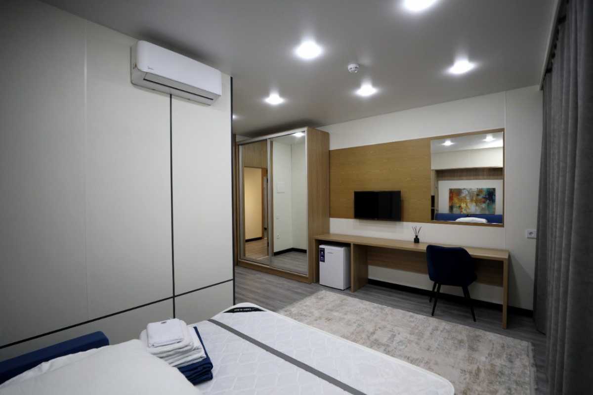 Новые апартаменты для спасателей: в Алматы вручили ключи сотрудникам МЧС