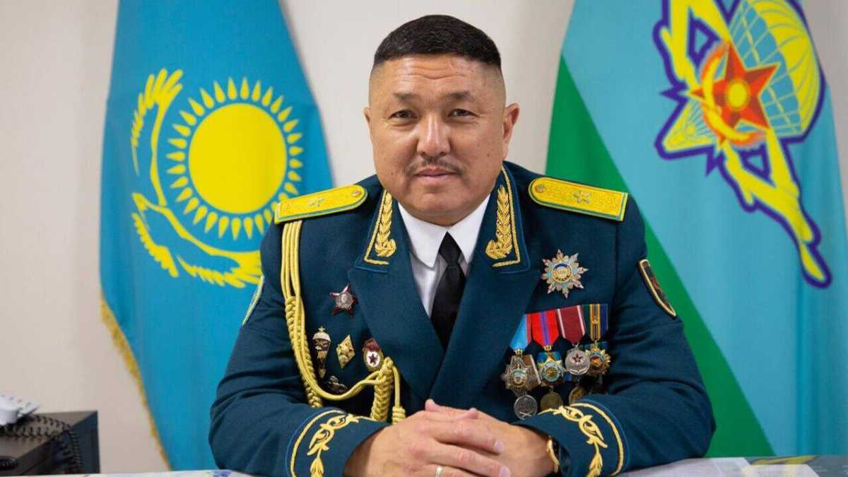 Алмаз Джумакеев назначен заместителем министра обороны Казахстана