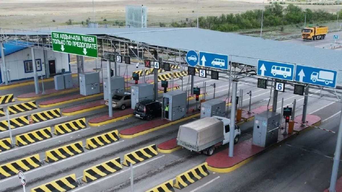 В Казахстане смягчили правила оплаты на платных дорогах