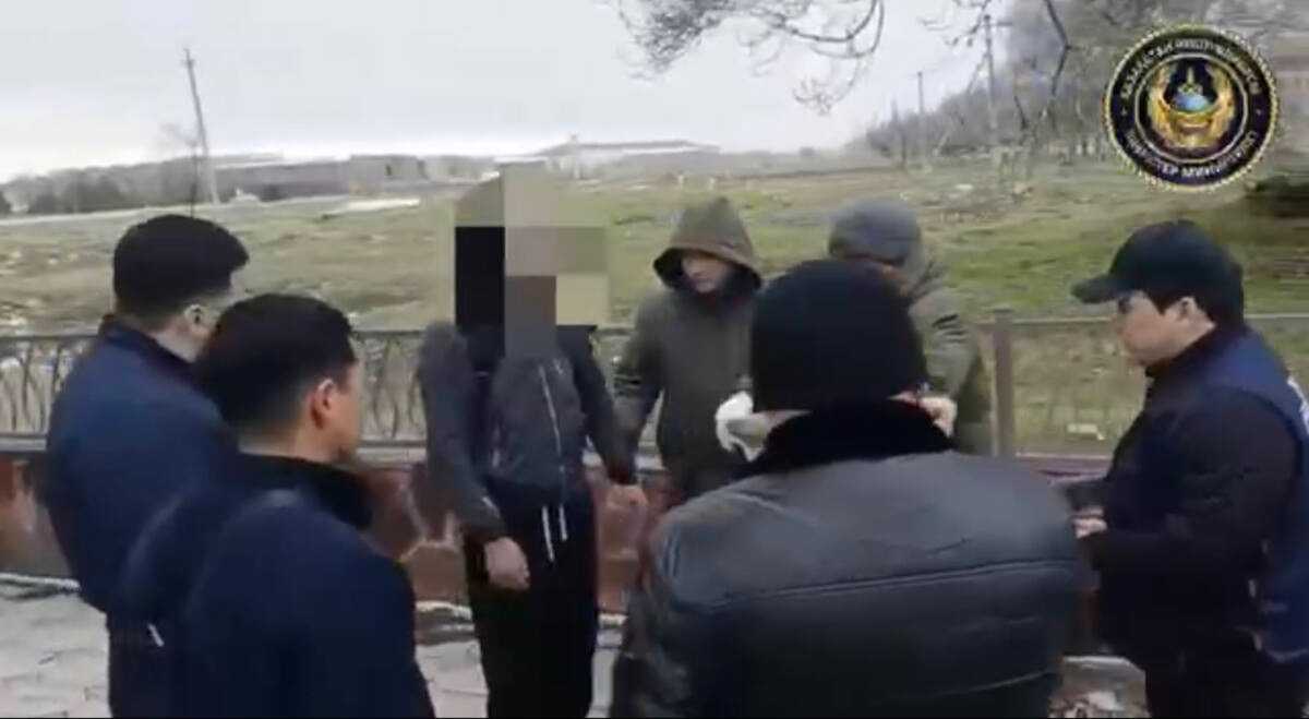 Закладчика с крупной партией «синтетики» задержали в Таразе