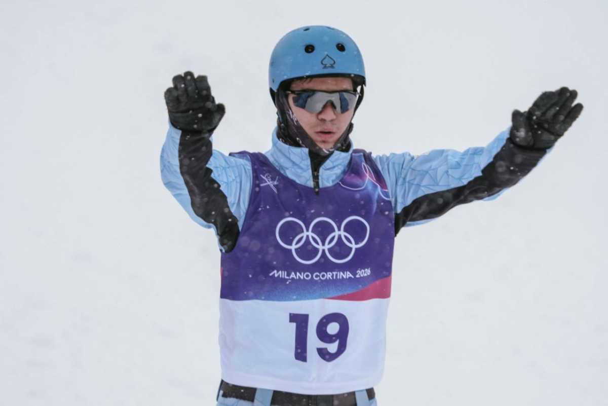 Казахстанец Асылхан Асан завоевал «золото» юниорского чемпионата мира по фристайл-акробатике