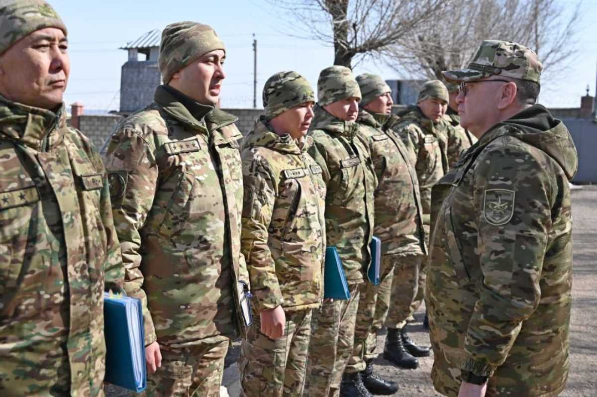 Замминистра обороны проинспектировал гарнизоны Алматинской области: акцент на условиях службы и поддержке военнослужащих