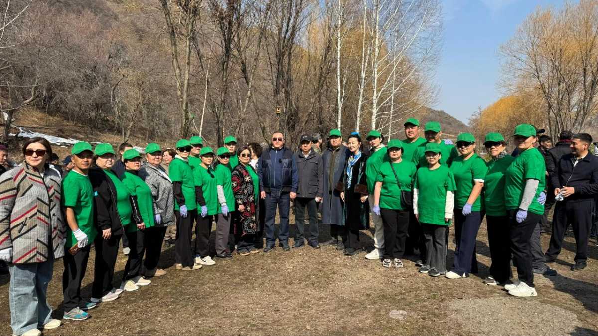 В Алматинской области 1500 человек приняли участие в акции «Мөлдір бұлақ»