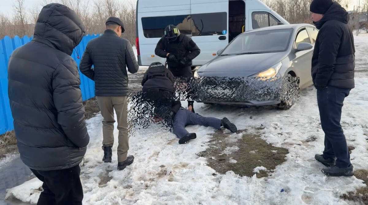 Группу вымогателей задержали в Уральске