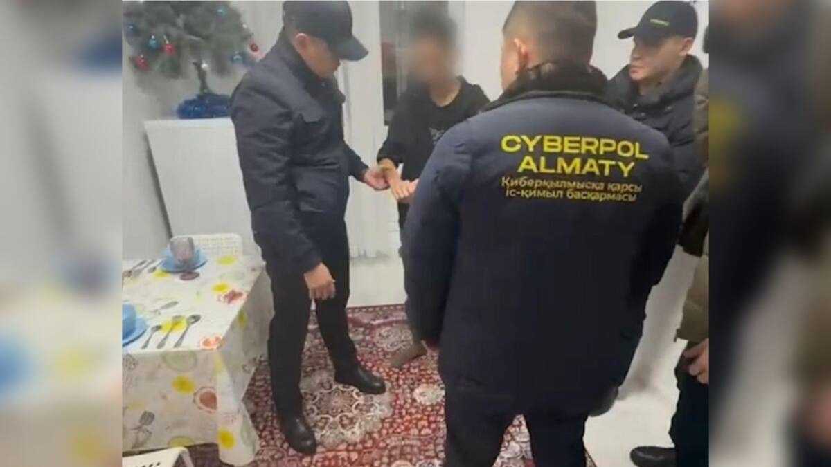 Свыше 300 киберпреступлений раскрыли в Алматы