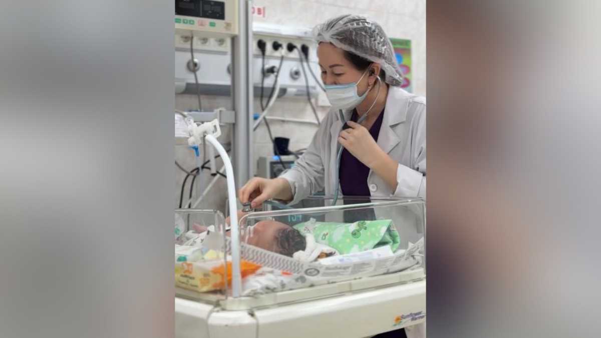 Младенца весом чуть более килограмма выходили в Алматы