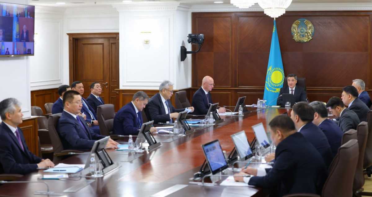 Бектенов поручил усилить работу по внедрению отечественных технологий в геологоразведке