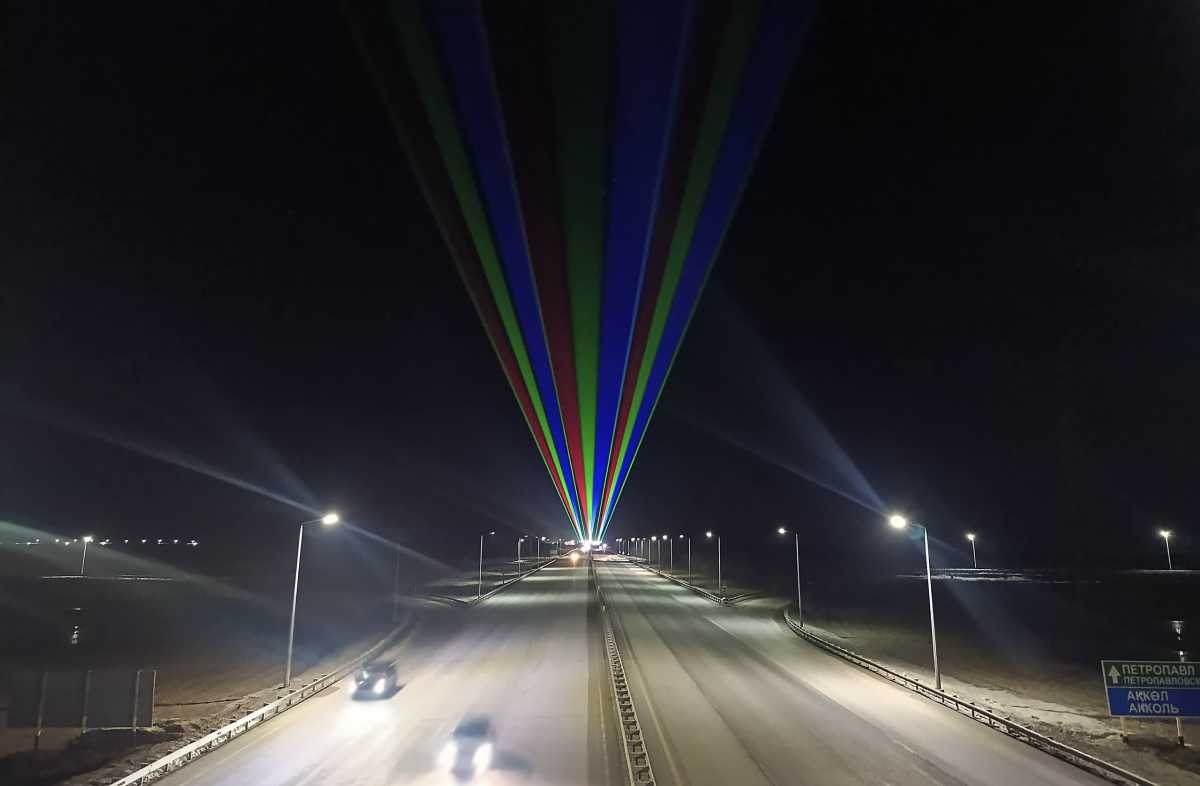 Свет, который спасает жизни: на платных дорогах Казахстана внедряют лазерные системы безопасности