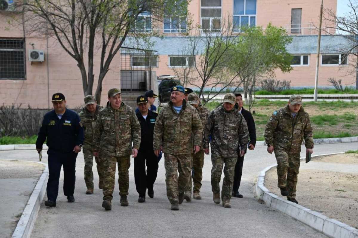 «Шведский стол» и модернизация военной инфраструктуры: итоги инспекции военных объектов западного региона