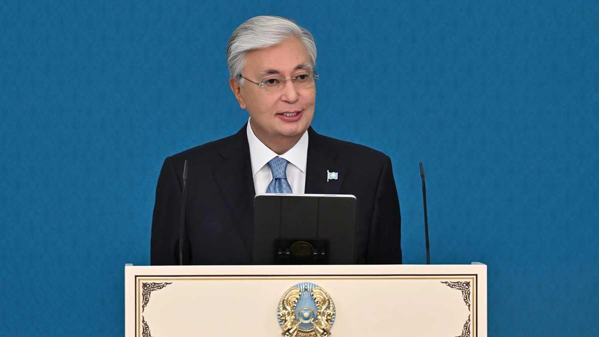 Токаев поздравил православных казахстанцев с праздником Пасхи