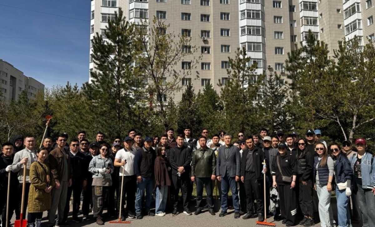 Сотрудники МСХ РК приняли участие в общегородском субботнике в рамках акции «Таза Қазақстан»