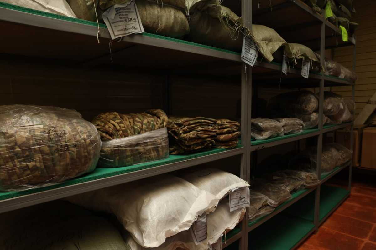 Казахстанские солдаты будут тестировать новую военную форму и обувь