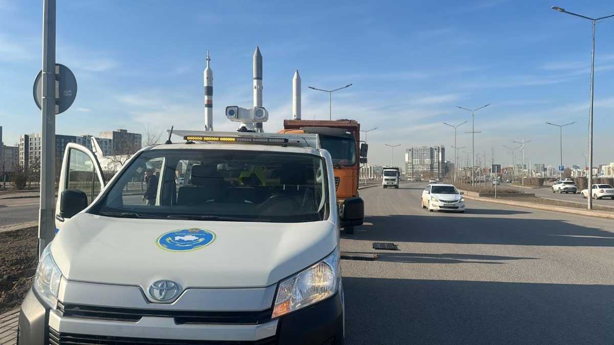 В Астане усилили контроль за тяжеловесным транспортом