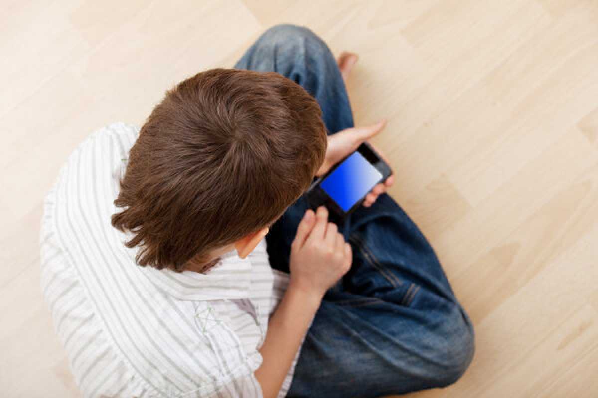 Могут ли в Казахстане ограничить доступ детей в соцсети, рассказал глава Минцифры