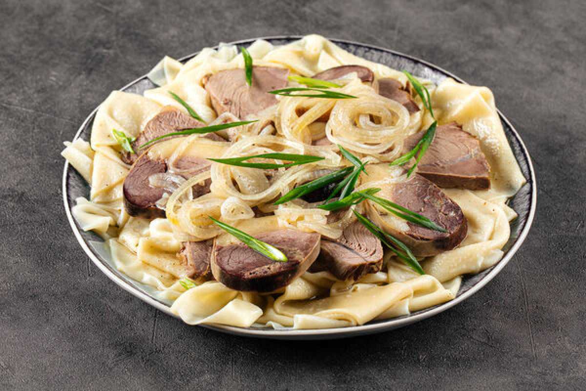 В школах Астаны обновили меню: ученикам будут подавать бешбармак