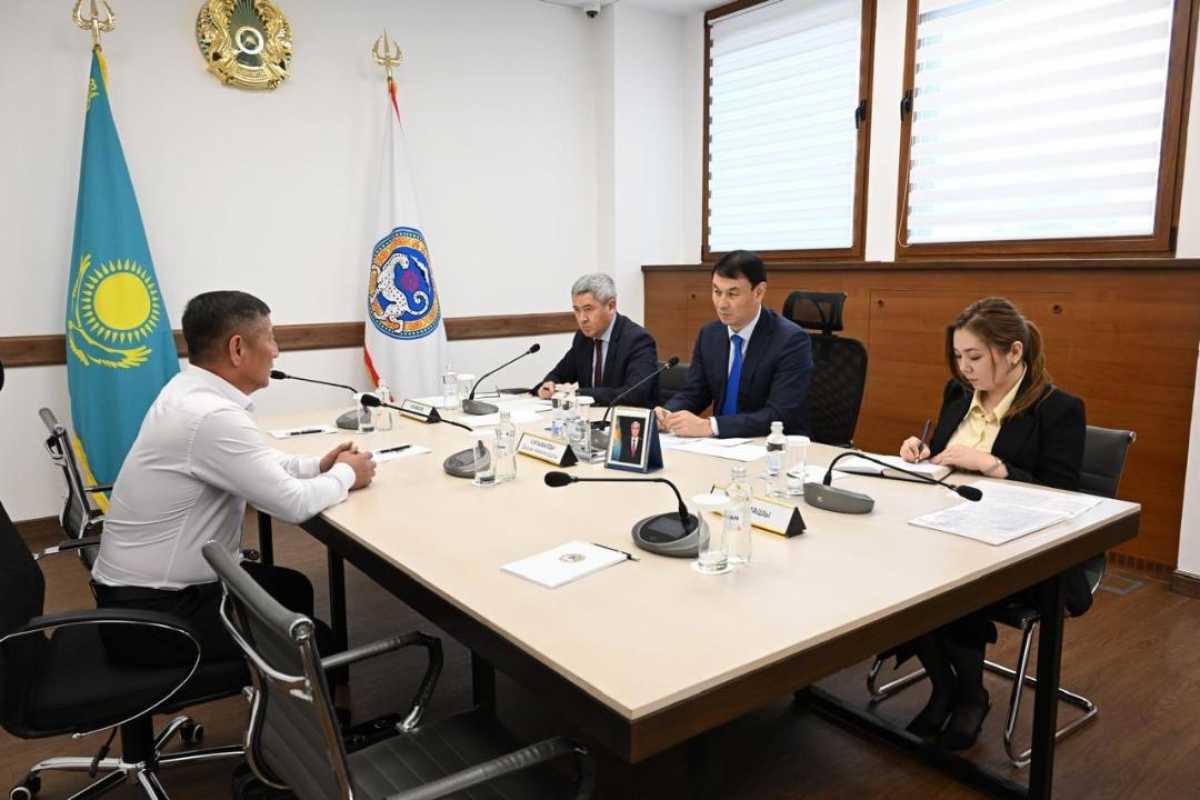 Личный приём граждан: Дархан Сатыбалды рассмотрел обращения алматинцев