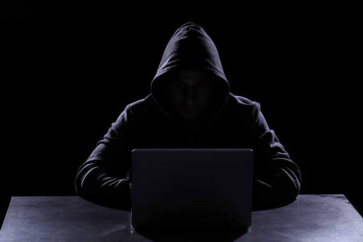 Астанчанин лишился 20 млн тг, доверившись «сотрудникам связи»