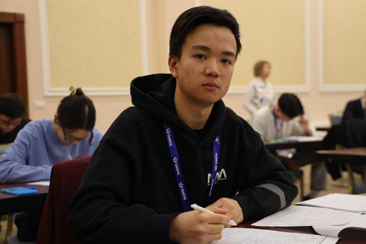 Казахстанский школьник стал призёром международной олимпиады по математике и поступил в MIT