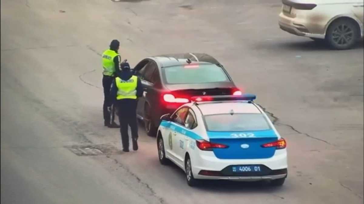 “Проехал на красный со скоростью 133 км/ч“. Лихача арестовали в Астане