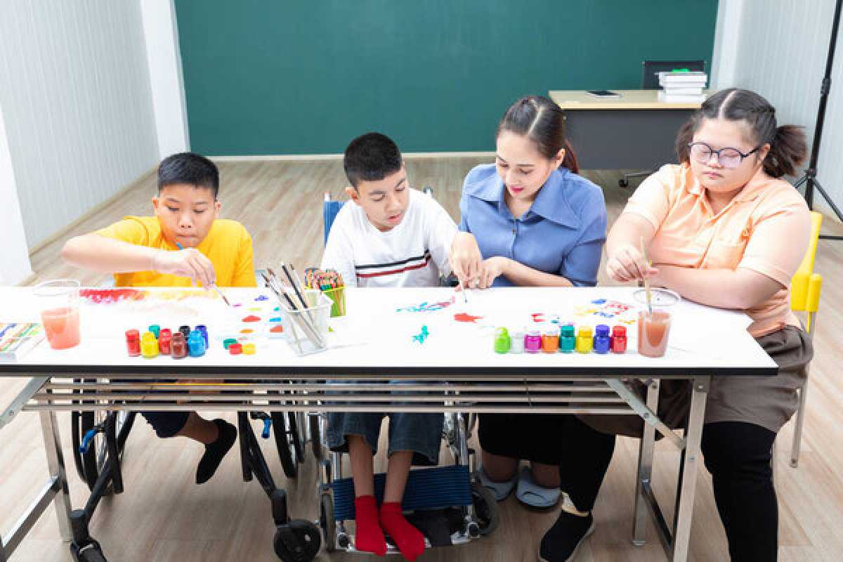 Более 230 тысяч детей с особыми образовательными потребностями обеспечат комплексной поддержкой в Казахстане