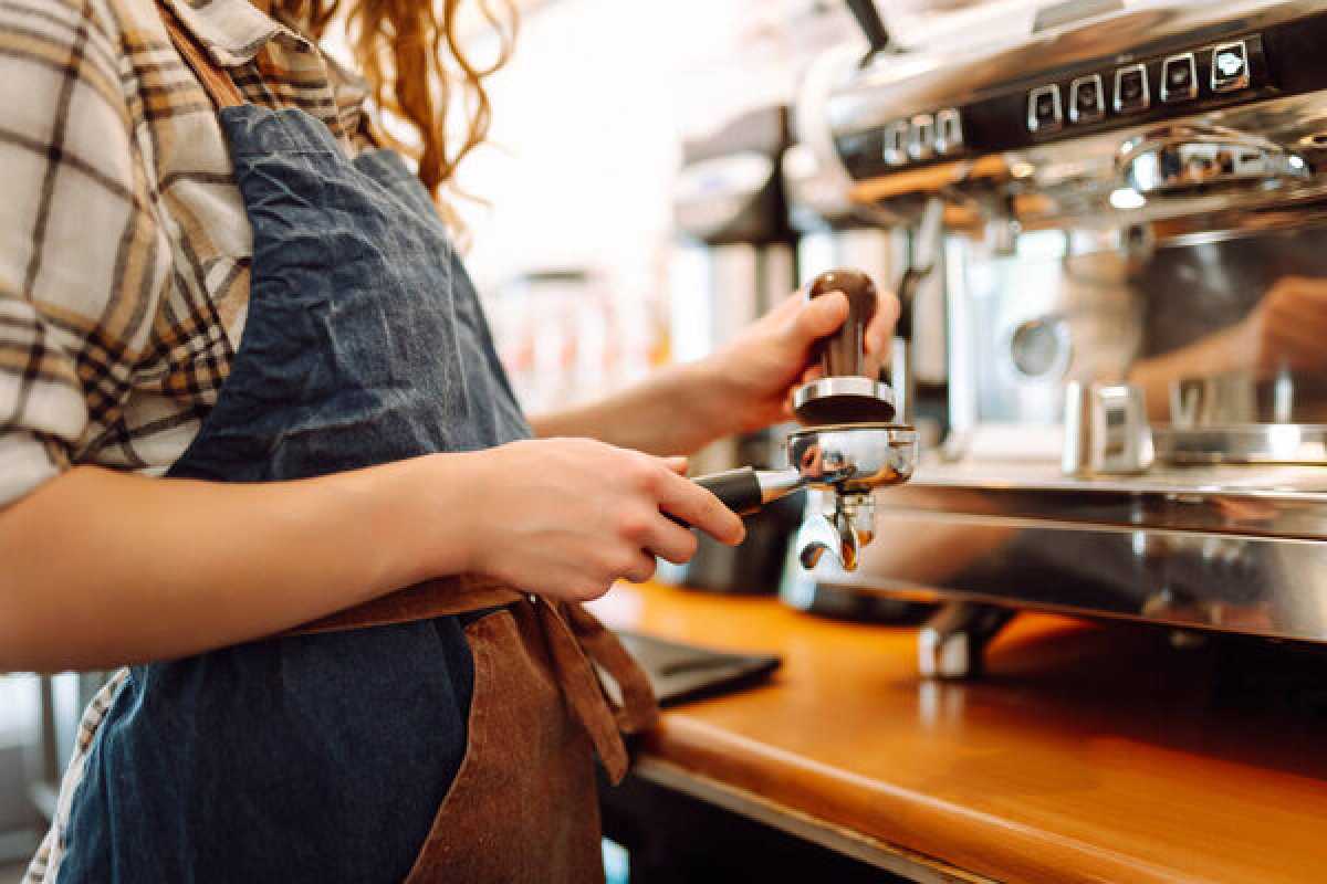 В Казахстане пересмотрят подходы к защите трудовых прав молодёжи