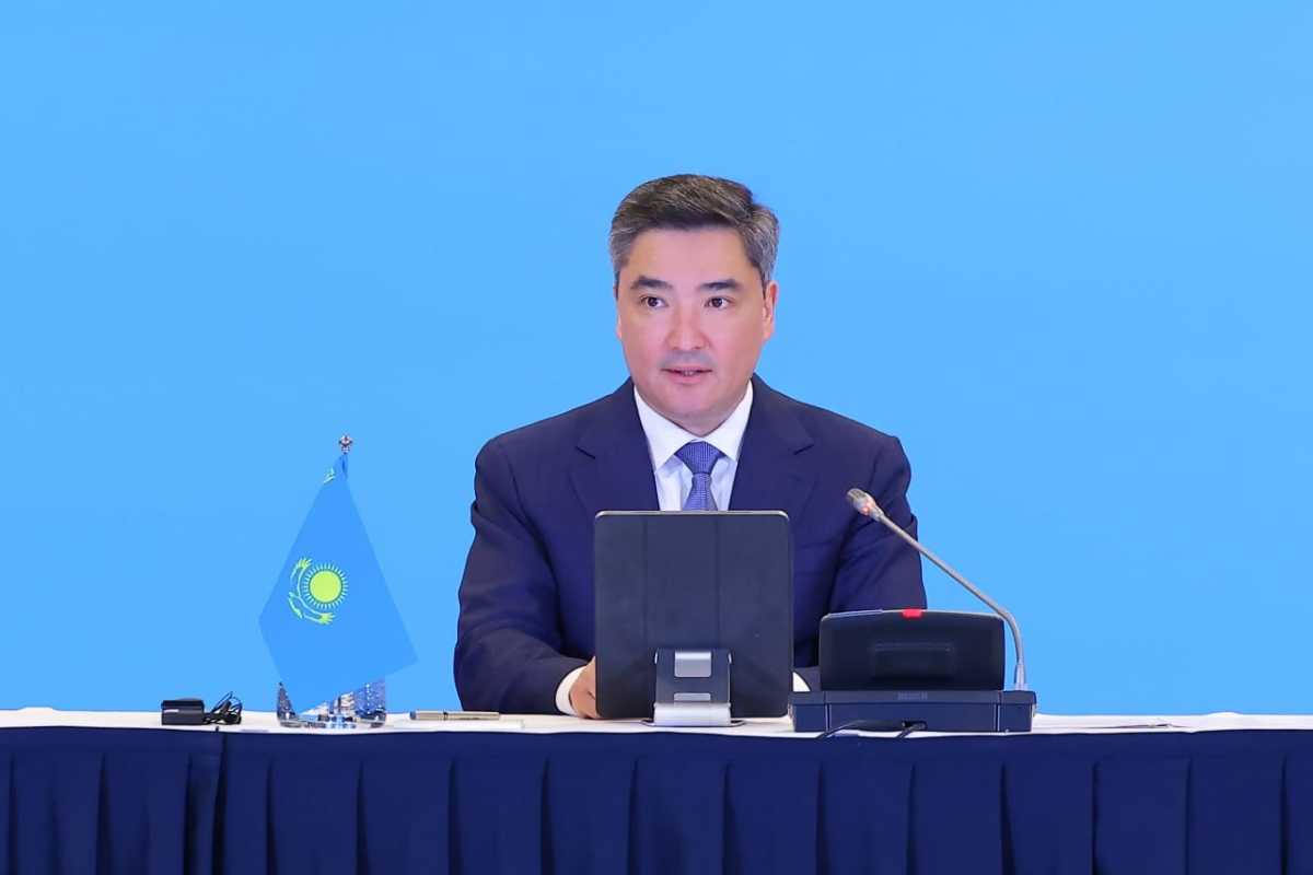 В ближайшие четыре года Казахстан построит 5 тысяч км новых железных дорог – Бектенов