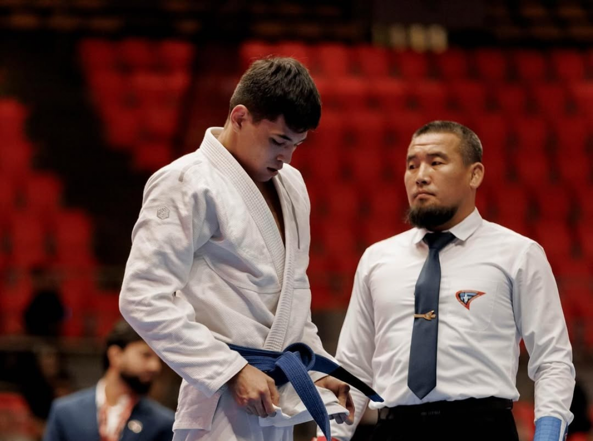 Джитсер Батыр Тенизбай принёс Казахстану первую медаль Азиатских пляжных игр-2026