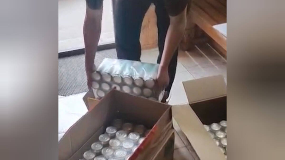 Более 840 литров алкоголя изъяли за день в Алматы