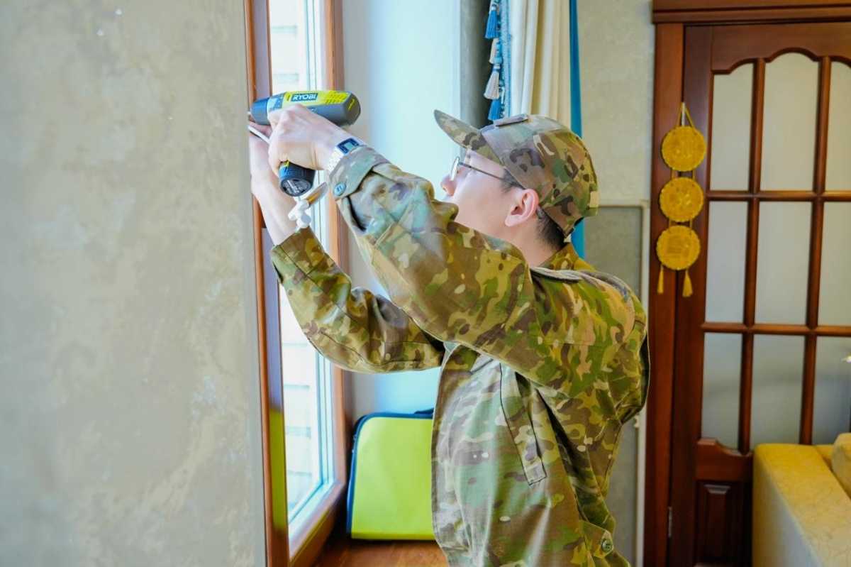 В Астане усиливают меры по предупреждению выпадения детей из окон