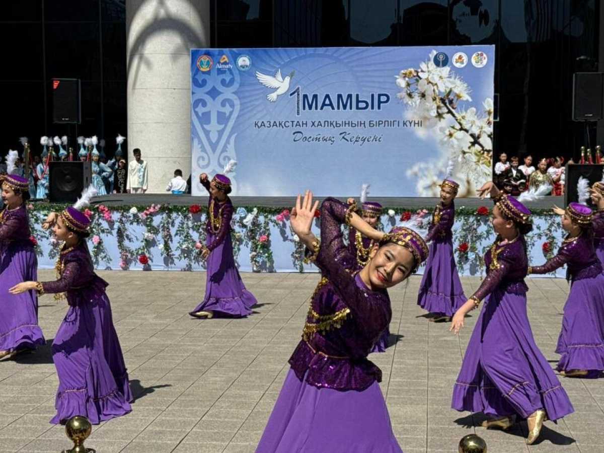 Более 500 воспитанников Дворцов школьников приняли участие в «Караване дружбы» в Астане