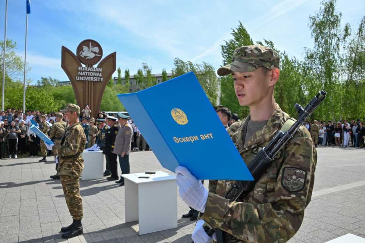Около 13 тысяч курсантов военных кафедр вузов присягнули на верность Родине