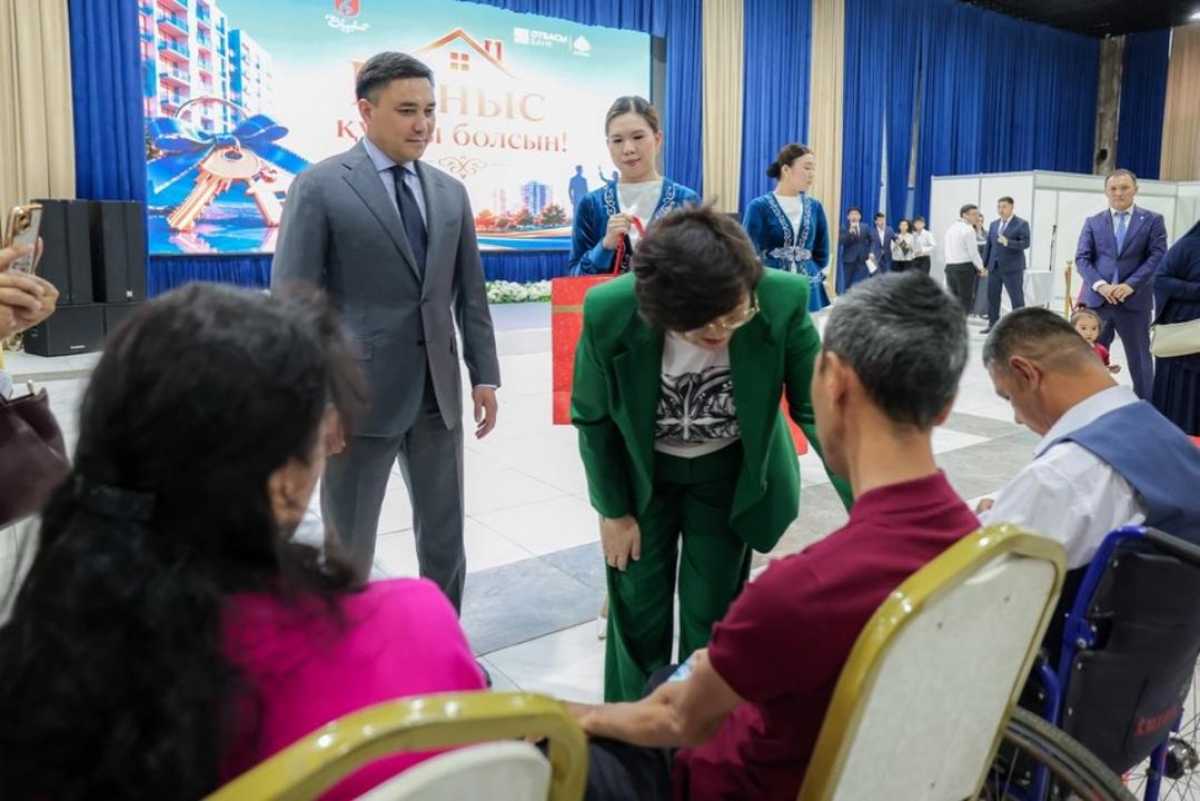 Доступное жильё для горожан: в Шымкенте продолжается системная выдача квартир по госпрограммам