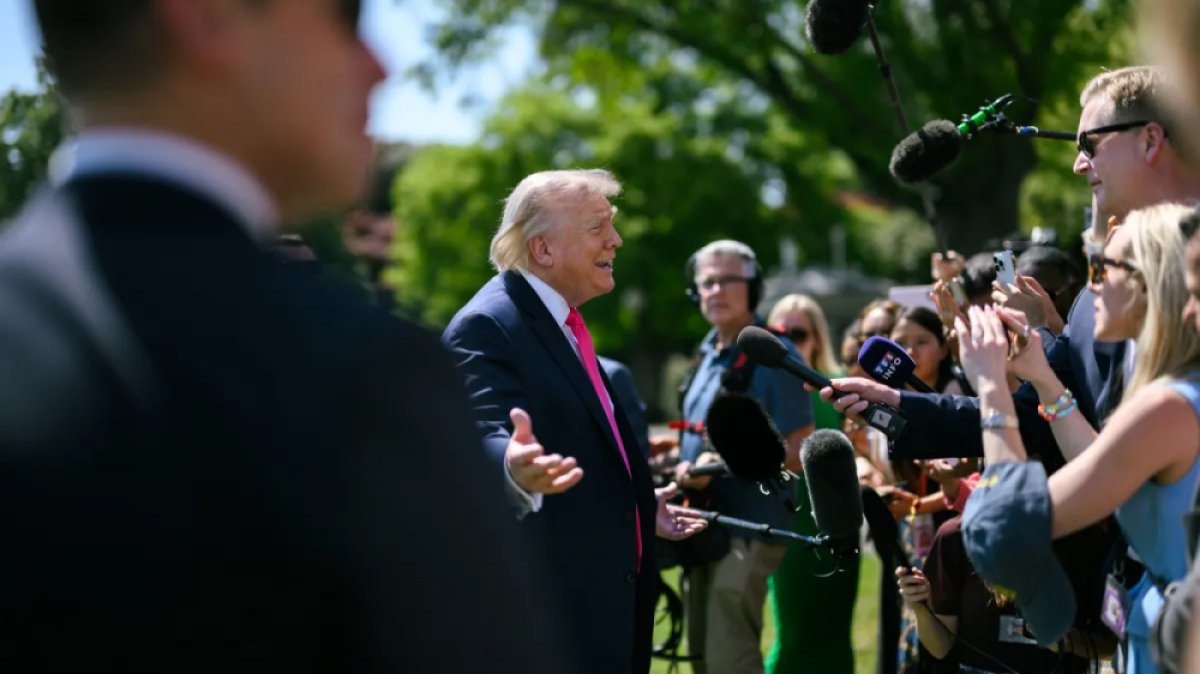 Трамп заявил, что удары могут возобновиться, если Иран будет “плохо себя вести“