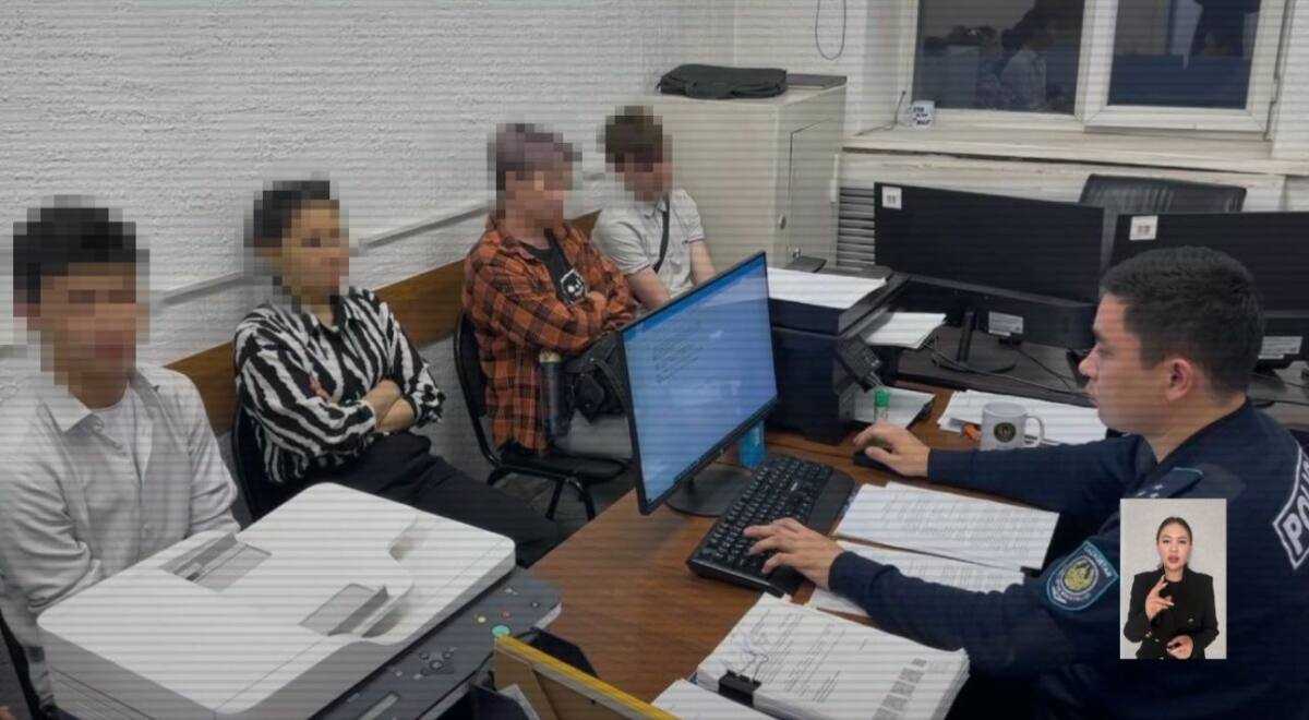 Подростков задержали за ложные сообщения о взрывах в Казахстане