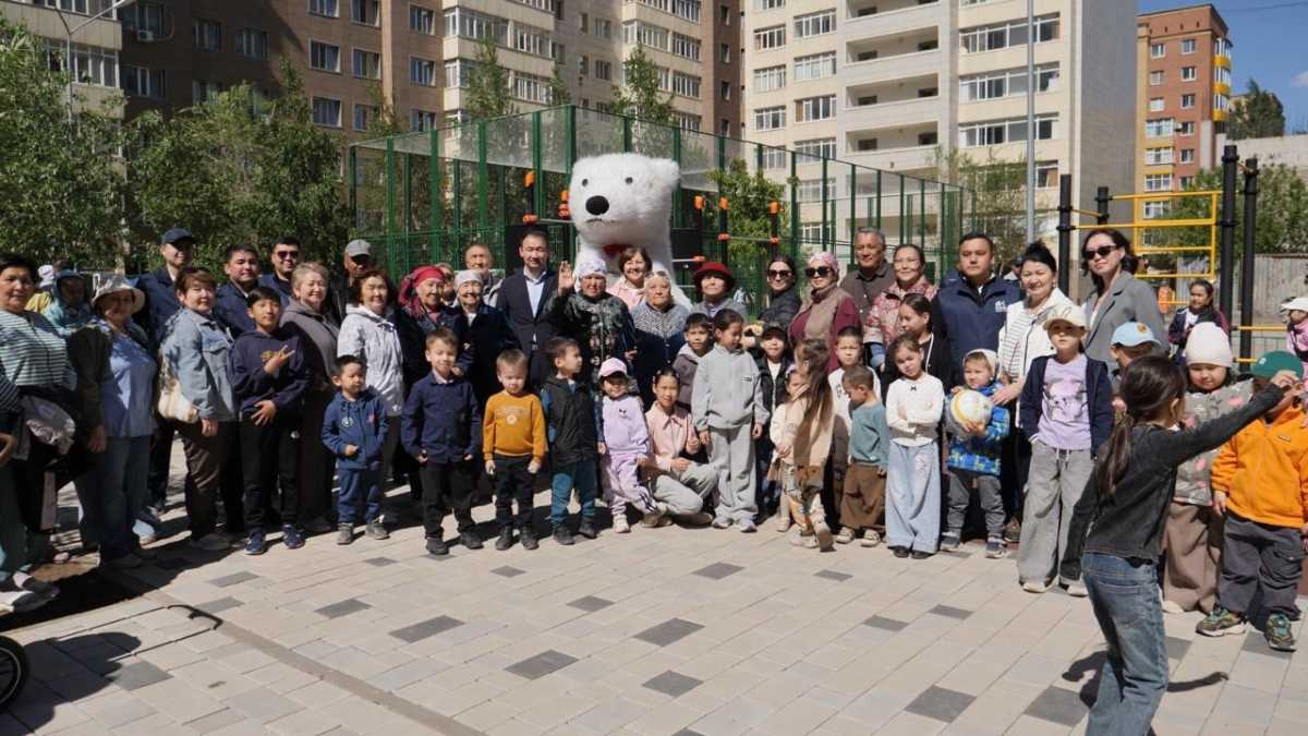 «Бюджет народного участия»: в Астане торжественно открыли благоустроенный двор