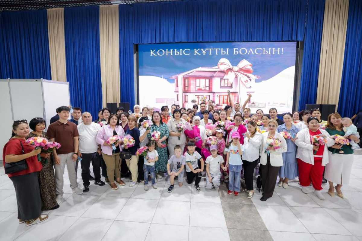 Доступное жильё в Шымкенте: 50 семей получили квартиры по программам Отбасы банка
