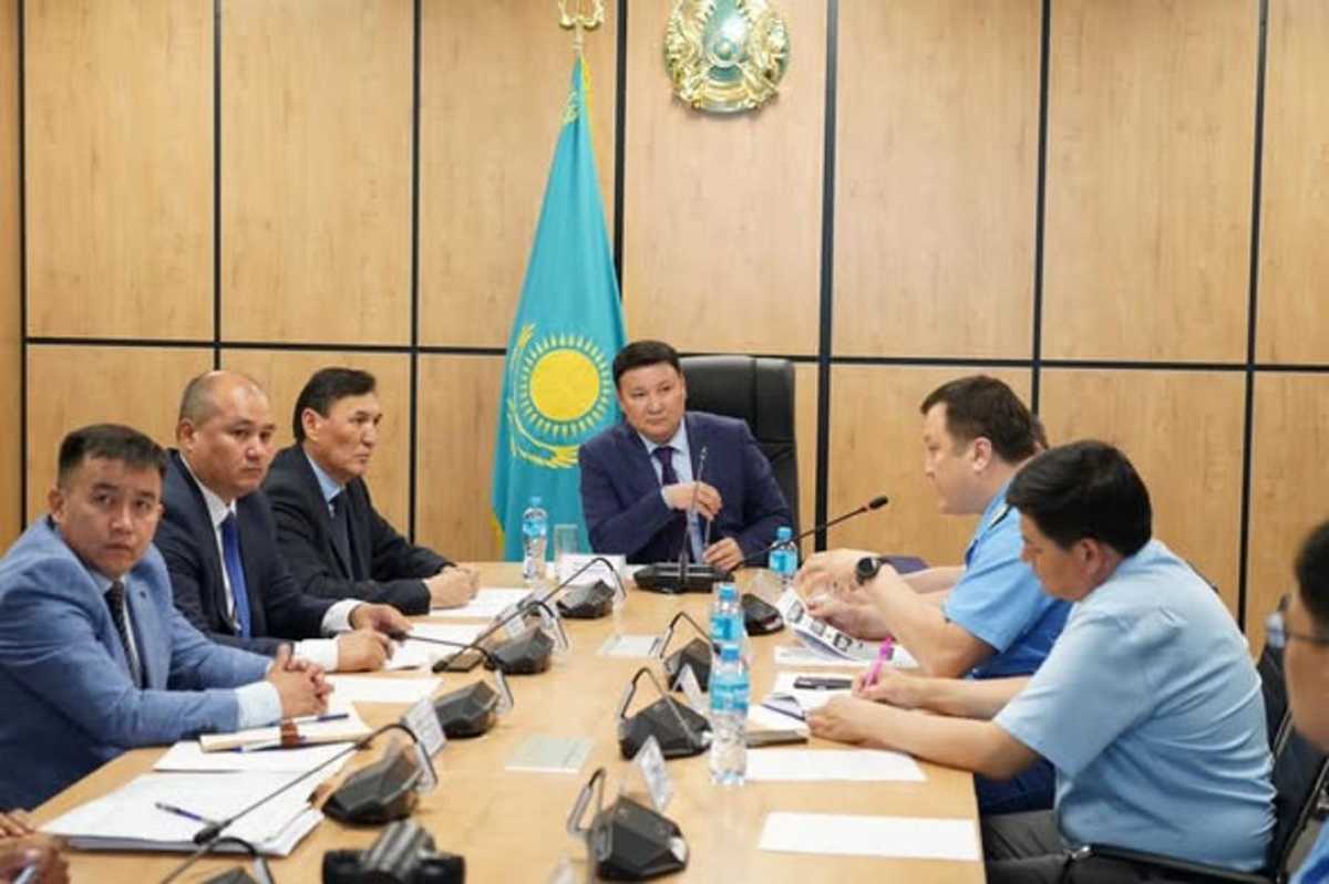 В Туркестанской области усиливают меры по общественной безопасности перед выпускными