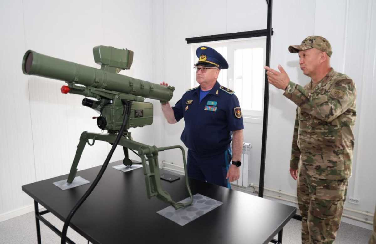 В Астане заместитель министра обороны посетил воинские части