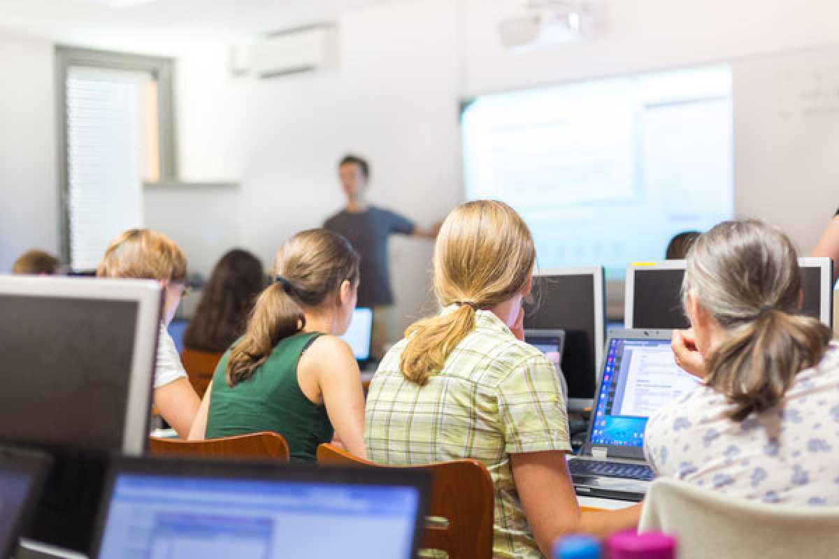 Обещал повысить GPA за деньги: подозреваемого в мошенничестве задержали в Астане