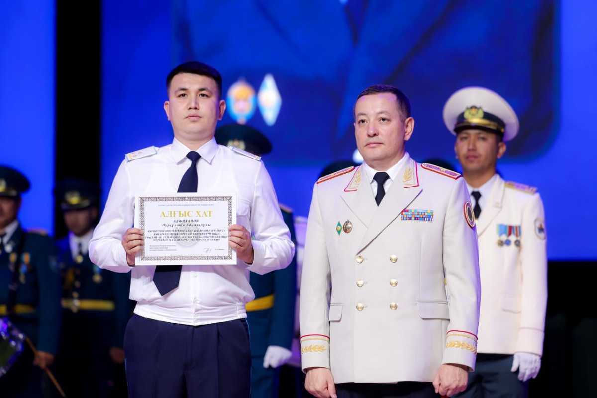 В Шымкенте торжественно отметили День казахстанской полиции