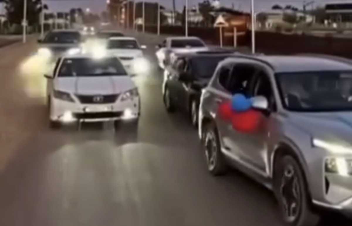 Опасные манёвры: участников свадебного кортежа привлекли к ответственности в Абайской области