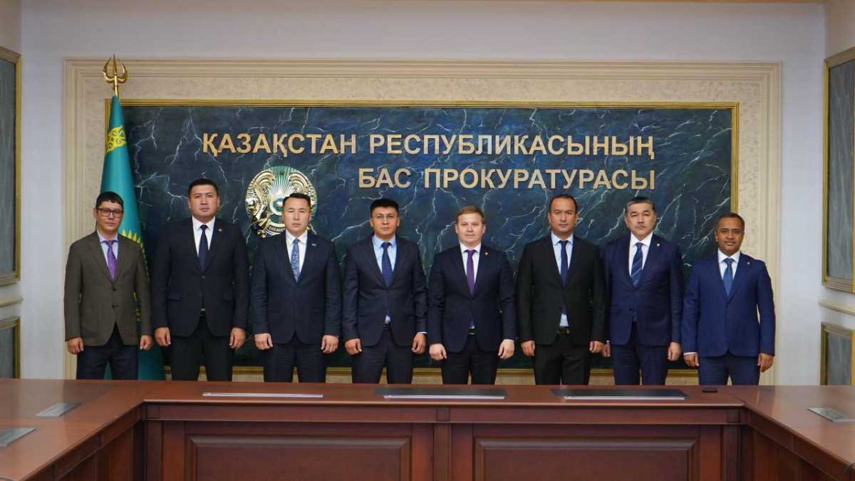 Казахстан и Узбекистан расширяют сотрудничество в сфере возврата активов