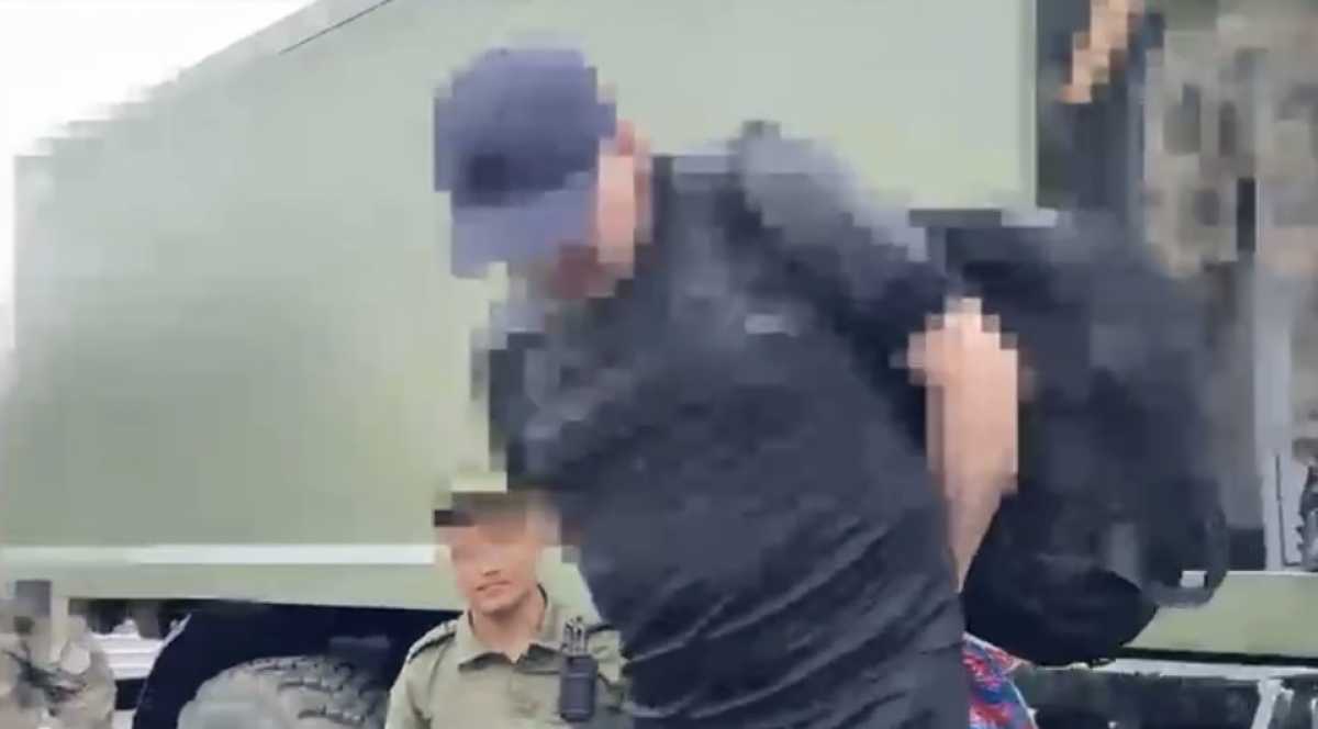 Подозреваемого в хищении 1,8 млрд тг экстрадировали из Кыргызстана в Казахстан