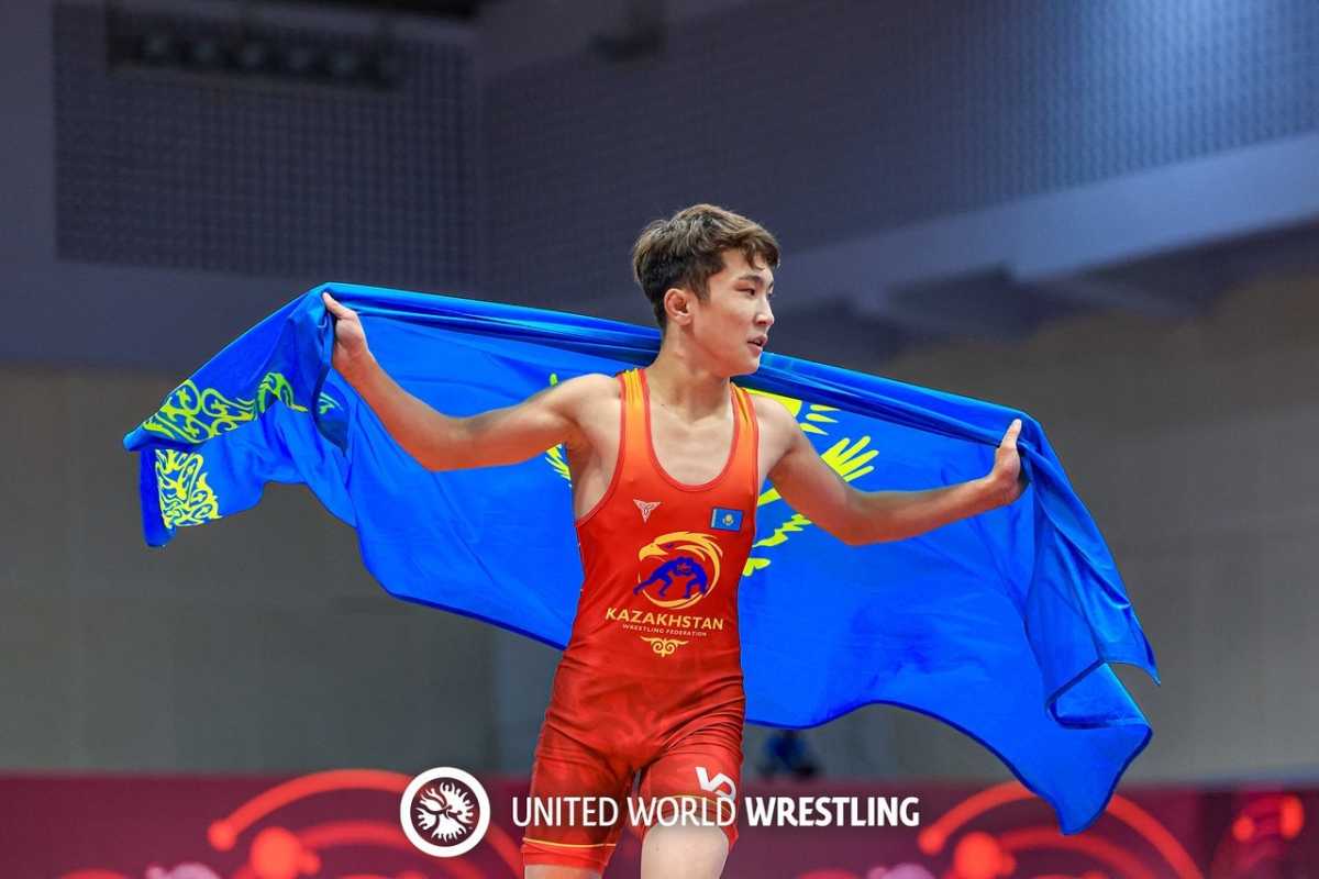 Казахстан завоевал 20 медалей на чемпионате Азии по борьбе U15