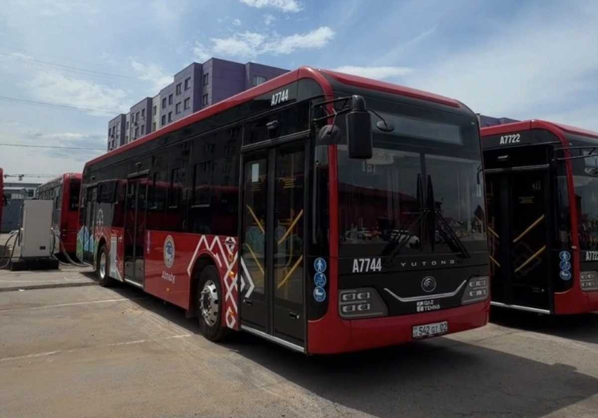 Два новых автобусных маршрута запустят в Алматы